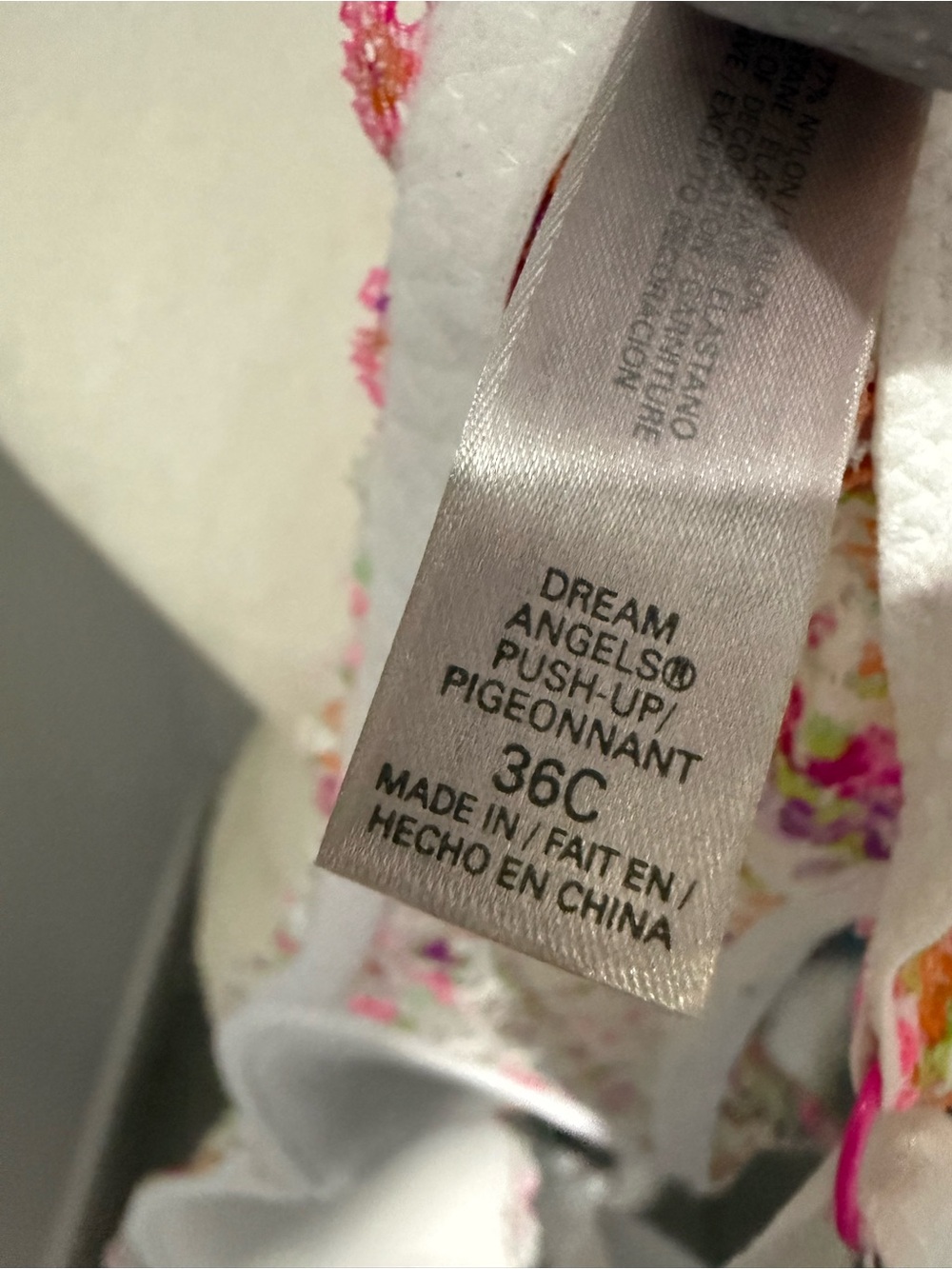 VICTORIA’S SECRET Dream Angels Bra Push Up 36C - Picture 12 of 13
